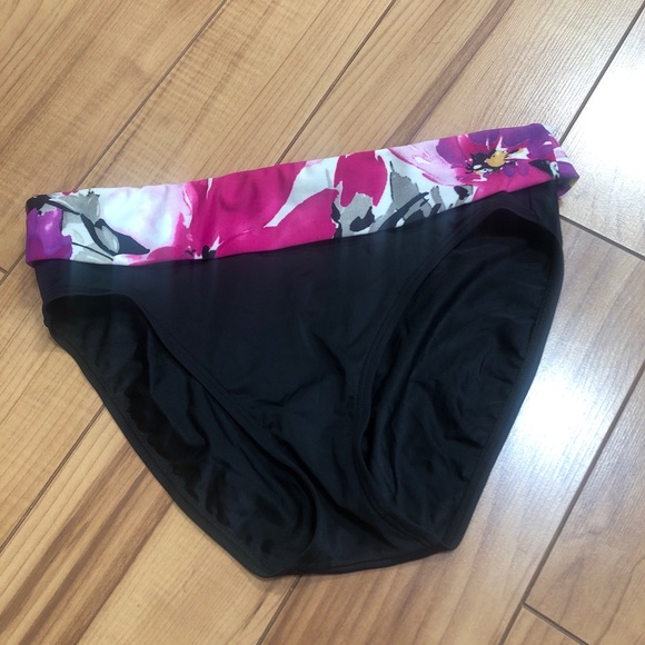 NWOT “BE CREATIVE” MODELE Swimsuit Bottoms (Msrp $50) pink/Blk Floral Sz 10 - Picture 3 of 4